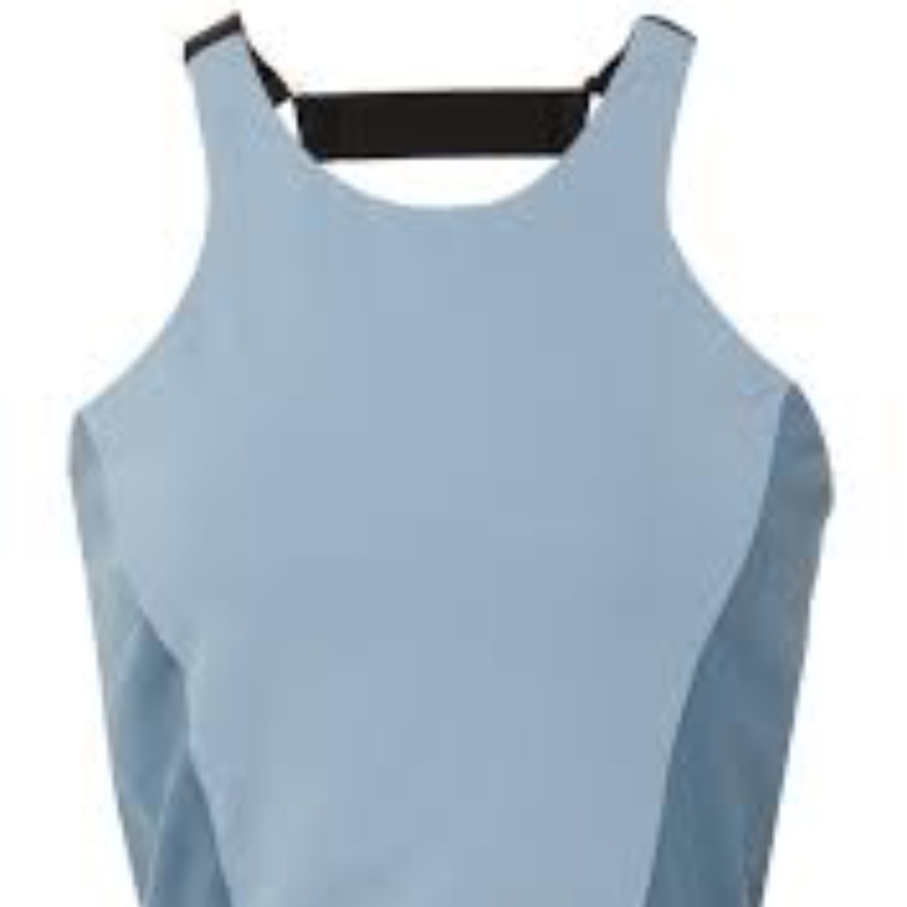 Michi crop top